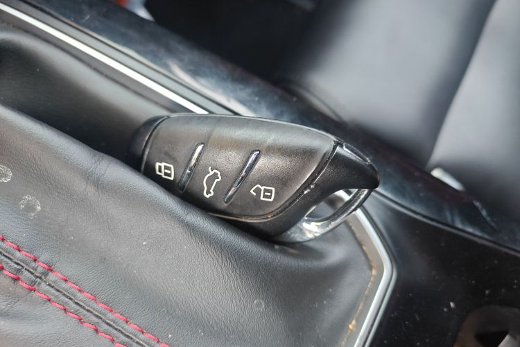 名爵 MG5 2021款 180DVVT CVT青春豪华版中控内饰11