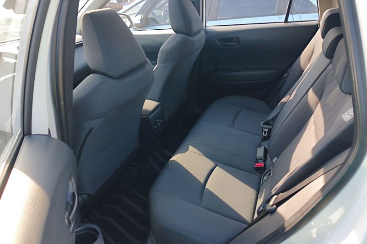 丰田 卡罗拉锐放 2022款 2.0L 精英版中控内饰7004