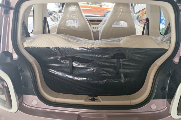 奔腾小马 2026款 222km 闪耀马机舱底盘23