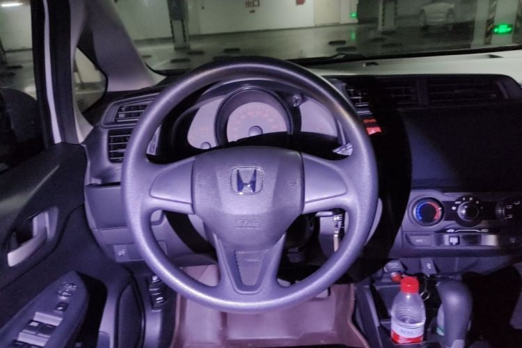 本田 飞度 2014款 1.5L LX CVT舒适型中控内饰13