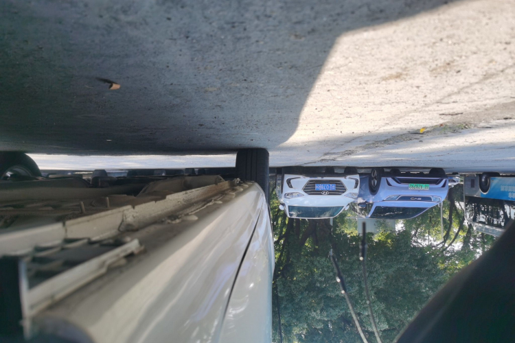 长安 悦翔 2019款 1.5L DCT 联动云版局部细节9002