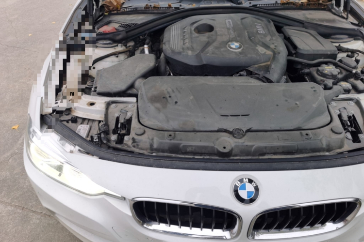 宝马3系 2018款 320i M运动套装局部细节9006