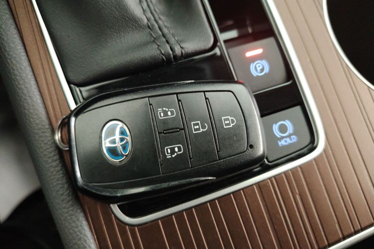 丰田 赛那SIENNA 2021款 2.5L混动 舒适版中控内饰7001