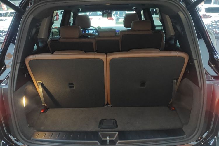 奔驰GLB 2025款 GLB 220 时尚型局部细节23