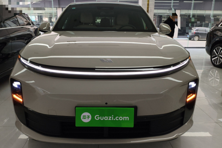 理想汽车 理想L6 2024款 Pro车身外观2