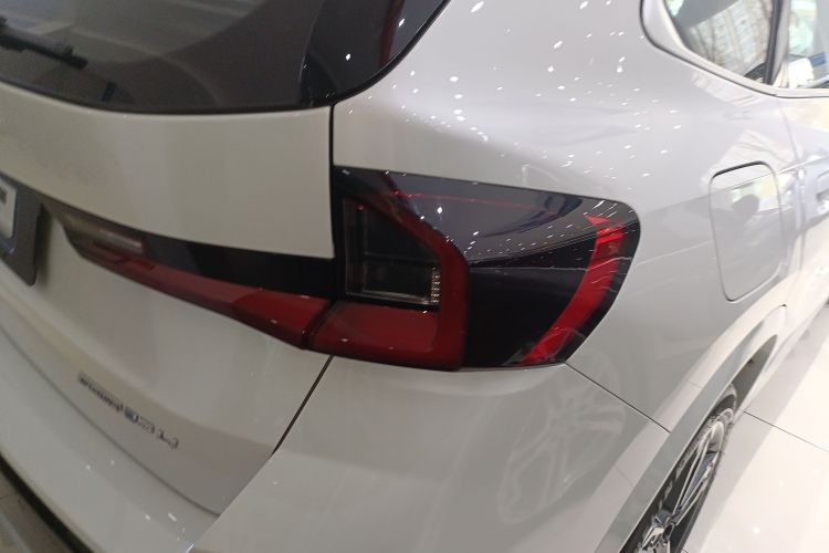 宝马X1 2024款 sDrive25Li M运动套装车身外观6006