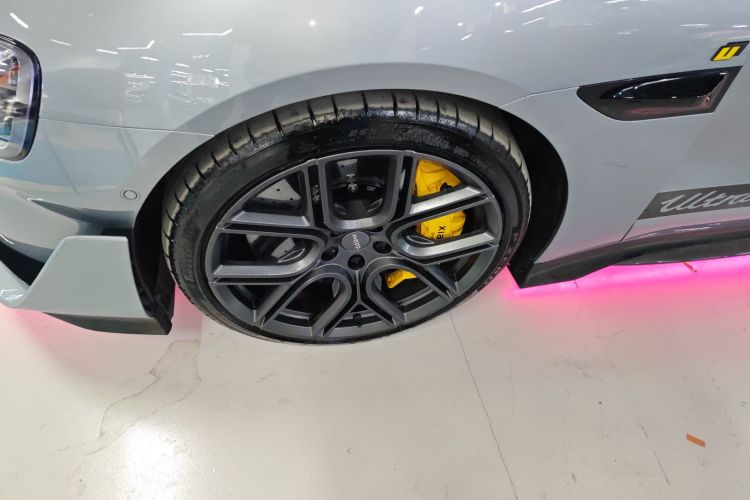 小米汽车 小米SU7 Ultra 2025款 Ultra车身外观6007