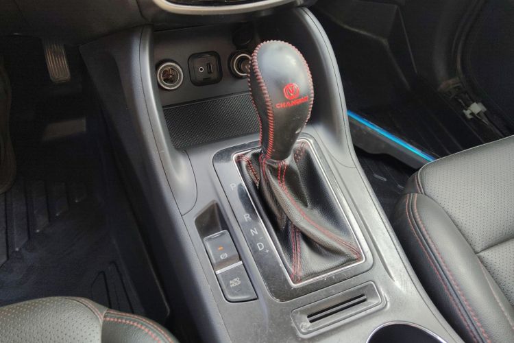 长安CS75 2014款 1.8T 自动精英型 国IV局部细节18