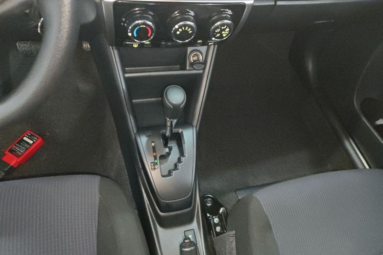 丰田 YARiS L 致享 2019款 1.5E CVT魅动版 国VI中控内饰18