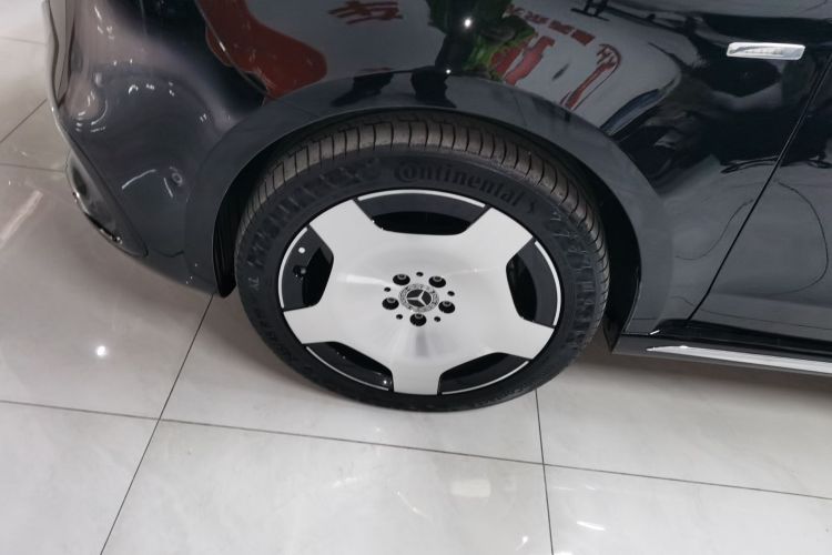 奔驰V级 2024款 V 300 L 长轴距豪华版车身外观6007