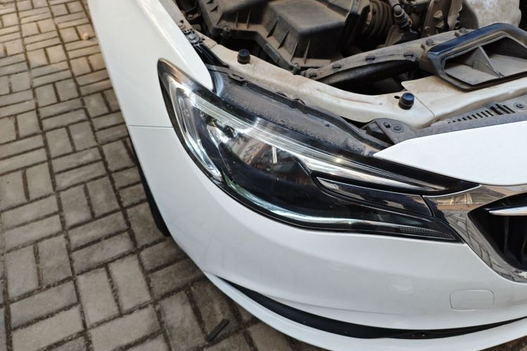 别克 英朗 2019款 18T 自动互联精英型 国VI车身外观8