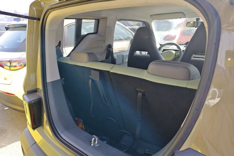 吉利银河 2024款 200km 熊猫骑士机舱底盘23