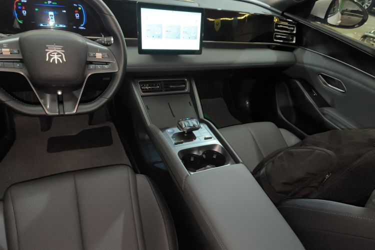 比亚迪 秦L 2024款 DM-i 80KM领先型中控内饰18