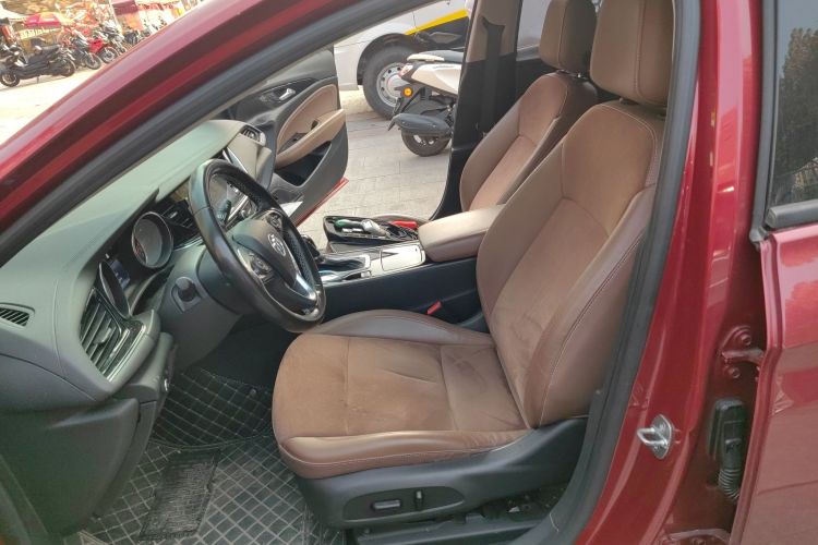 别克 君威 2017款 20T 豪华型局部细节19