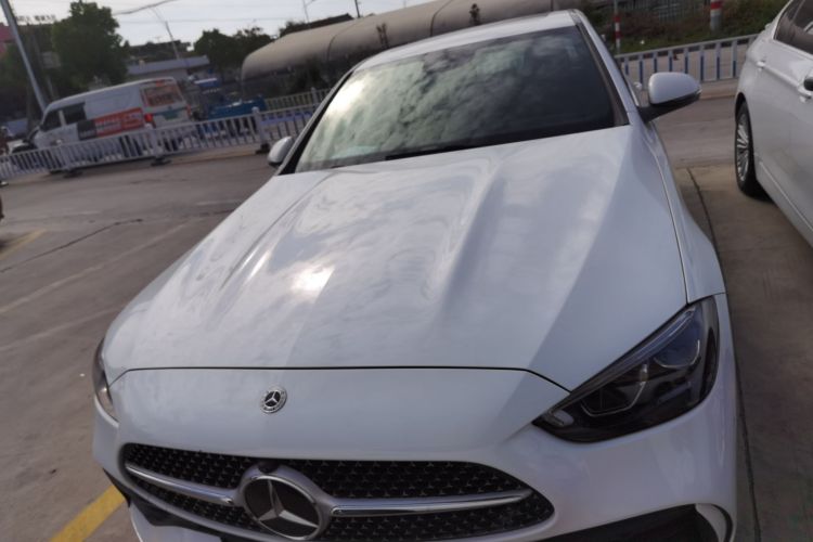 奔驰C级 2025款 C 200 L 运动版车身外观2