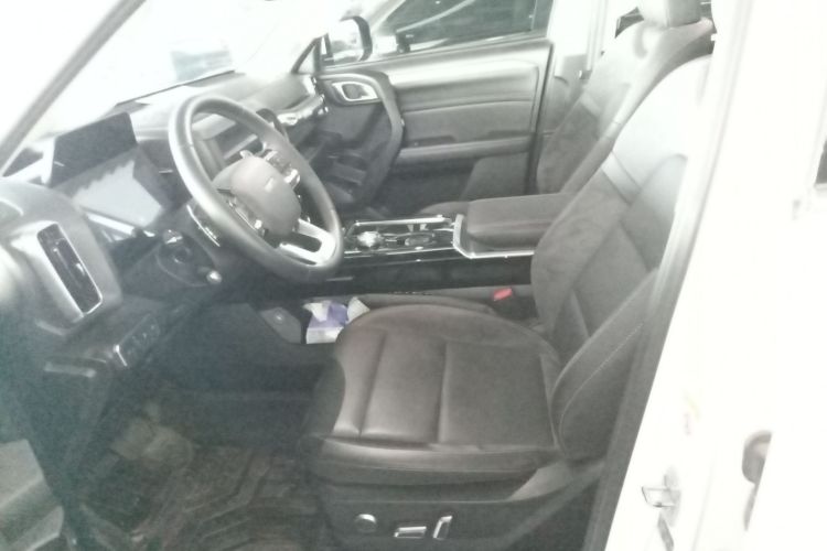 哈弗大狗 2022款 2.0T DCT四驱哮天犬版中控内饰19