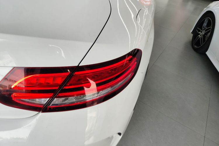 奔驰C级(进口) 2019款 C 260 轿跑车车身外观6006