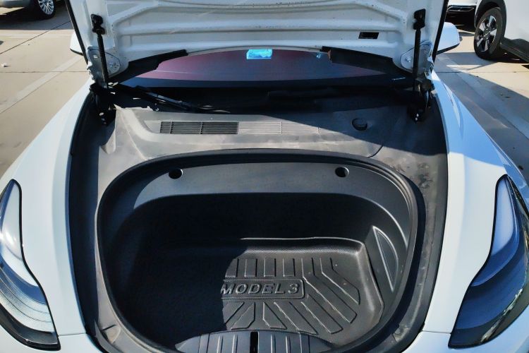 特斯拉 Model 3 2022款 后轮驱动版局部细节24