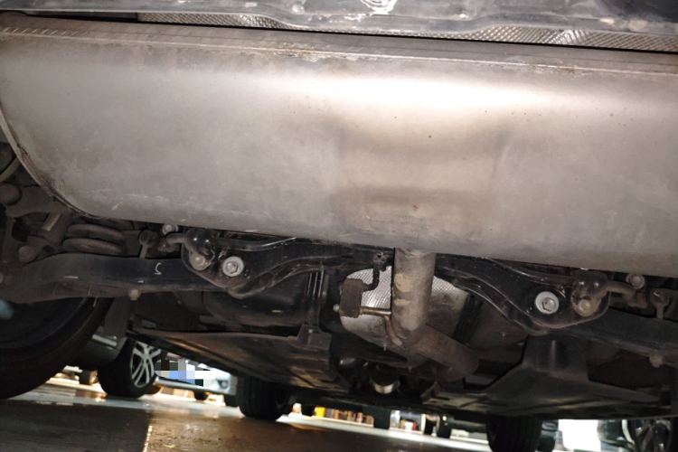 长安UNI-T 2022款 1.5T 运动版 尊贵型局部细节9009