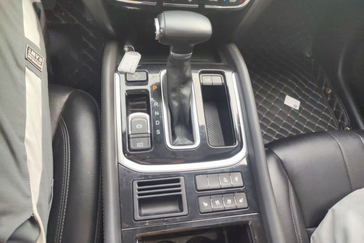 广汽传祺 传祺GS7 2017款 320T 两驱豪华智联型局部细节18