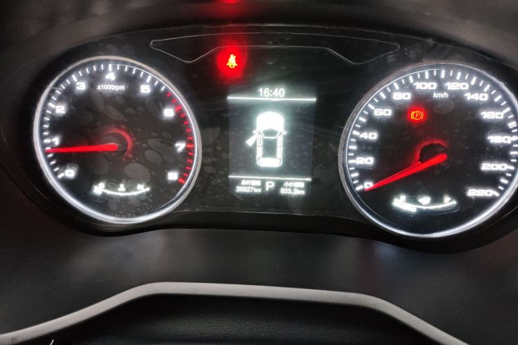 思皓X8 2021款 300T DCT领先智联版 7座局部细节14