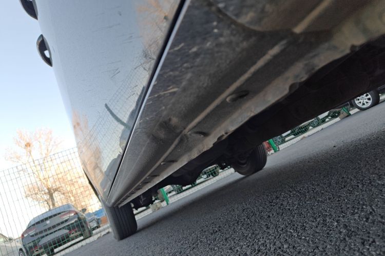 江淮瑞风 瑞风M4 2019款 商旅系列 2.0L 手动速运版 国VI局部细节9001