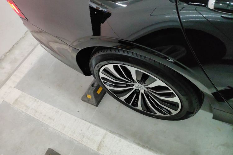 沃尔沃S90 2023款 B5 智逸豪华版车身外观6008