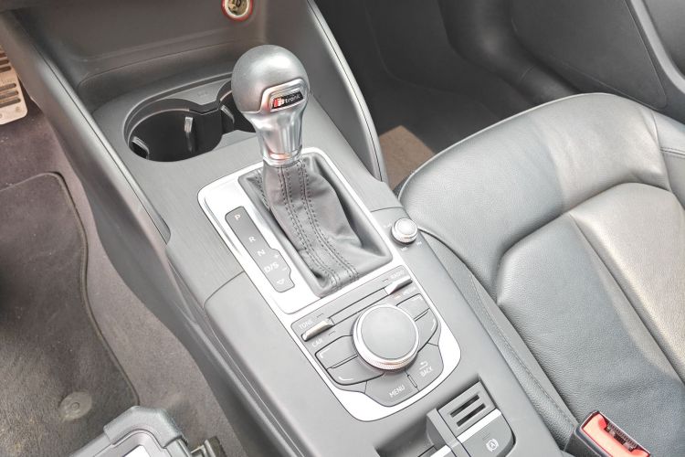 奥迪A3 2016款 Limousine 35 TFSI 风尚型局部细节18