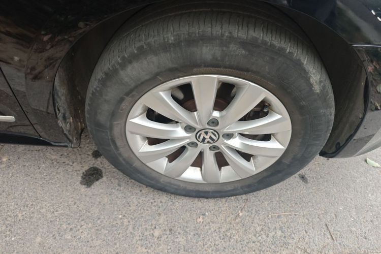 大众 帕萨特 2015款 1.8TSI DSG尊荣版车身外观10