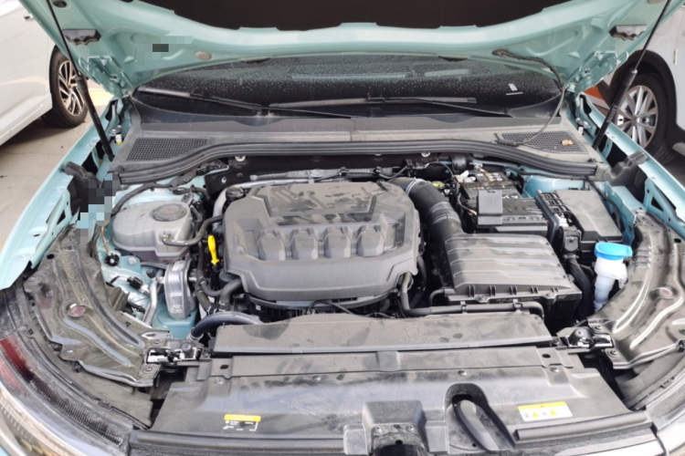 大众 帕萨特 2025款 Pro 380TSI 星空龙尊版机舱底盘24