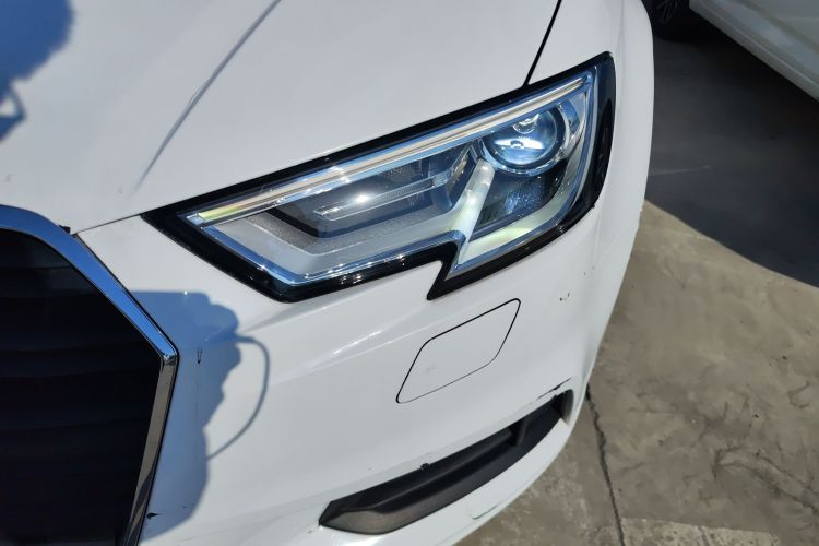 奥迪A3 2018款 30周年年型 Limousine 35 TFSI 进取型局部细节36