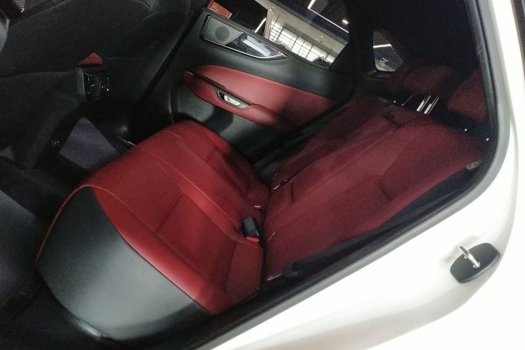 雷克萨斯NX 2023款 260 前驱 创游特别版中控内饰7004