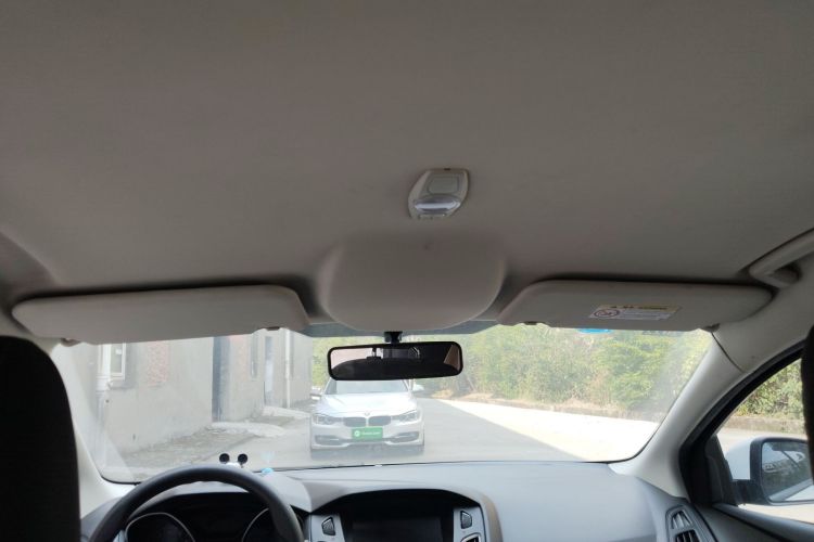 福特 福克斯 2018款 两厢经典 1.6L 自动舒适型智行版中控内饰22