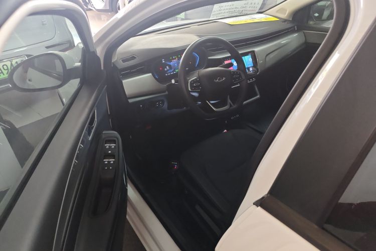 奇瑞新能源 艾瑞泽e 2024款 405km 出行版中控内饰20