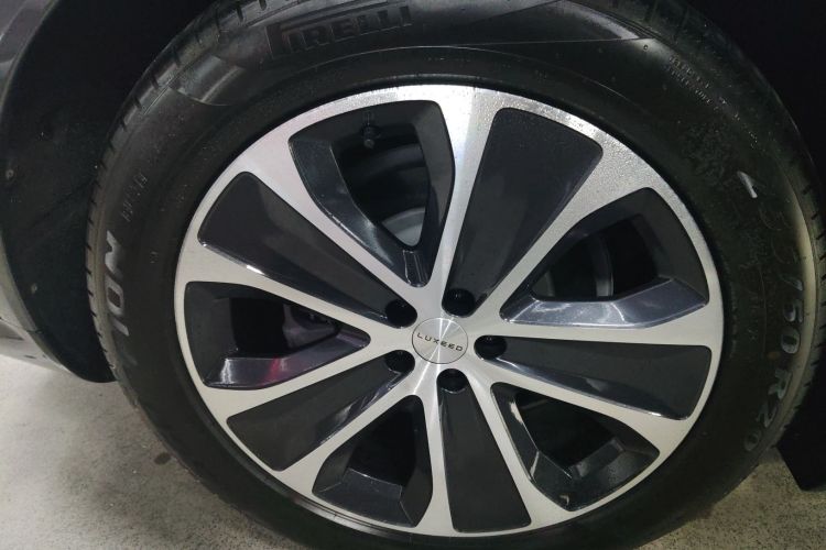 鸿蒙智行 智界R7 2024款 纯电 802km Max车身外观6008