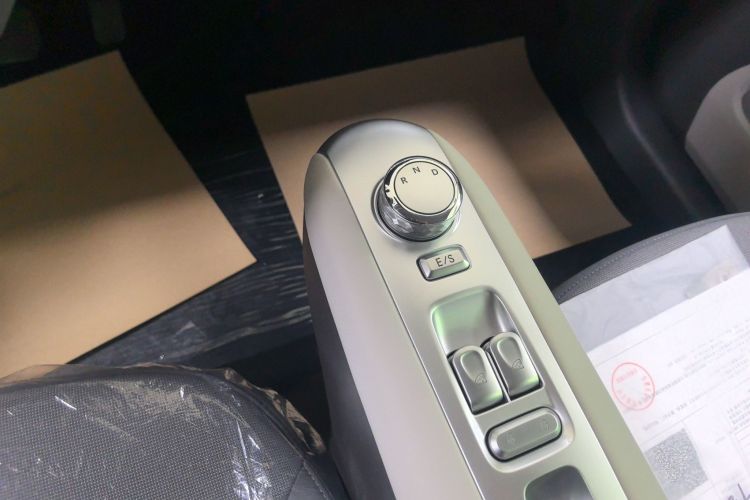 长安启源 长安Lumin 2025款 205km 香沁款中控内饰18