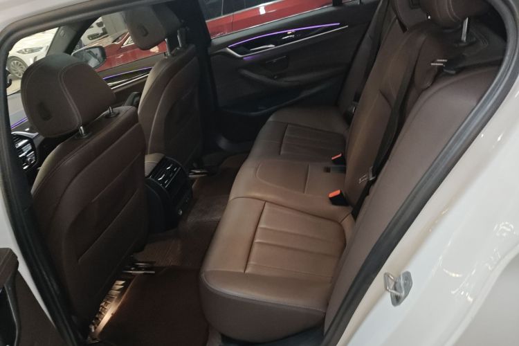 宝马5系 2020款 525Li M运动套装中控内饰21