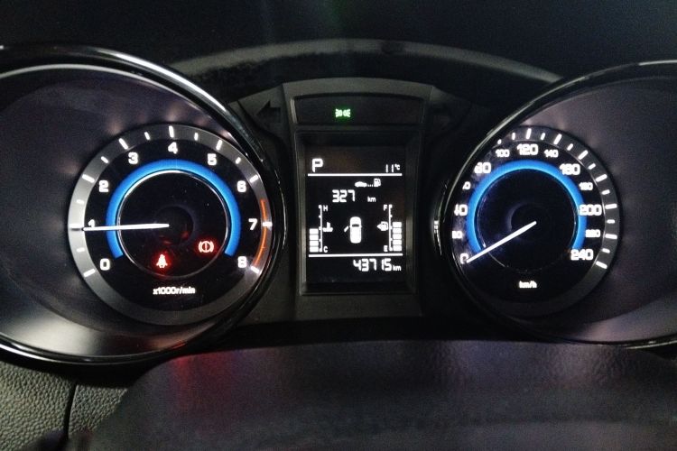 长安CS15 2016款 1.5L 自动豪华版中控内饰14