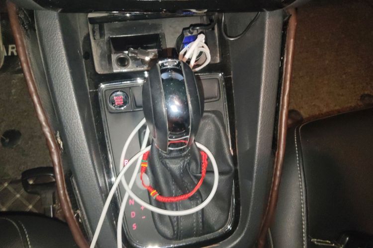 大众 速腾 2017款 1.6L 自动舒适型中控内饰18