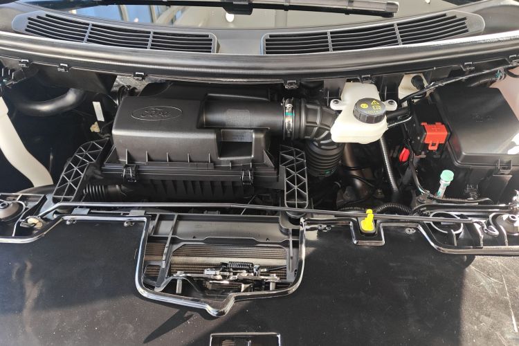 钧天 沃森威尔福特黑武士 2025款 2.0T 汽油巅峰版局部细节24