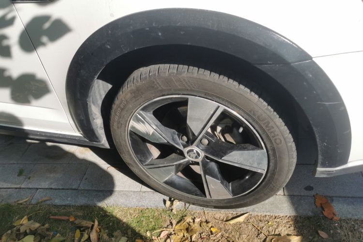 斯柯达 明锐 2018款 旅行车 TSI280 DSG豪华版车身外观10