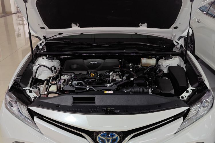 丰田 凯美瑞 2019款 改款 双擎 2.5HG 豪华版机舱底盘24