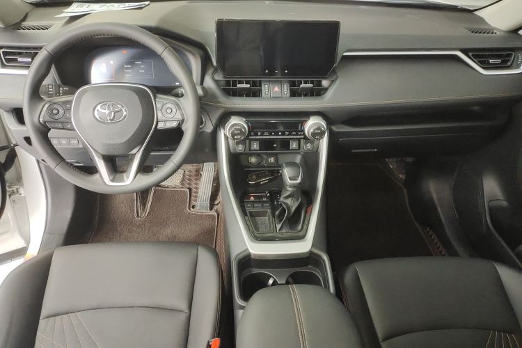 丰田 RAV4荣放 2024款 2.0L CVT两驱风尚Plus版中控内饰12
