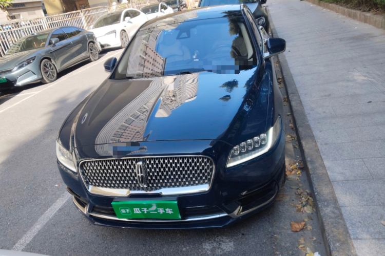 林肯大陆 2018款 3.0T 四驱尊耀版车身外观2