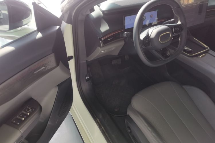 领克07 2024款 EM-P 126长续航 Ultra中控内饰20