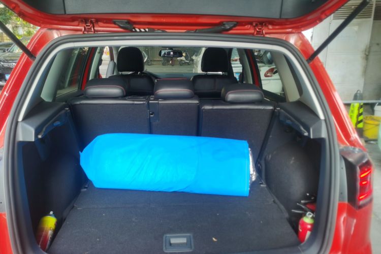 大众 高尔夫·嘉旅 2016款 230TSI 自动进取型局部细节23