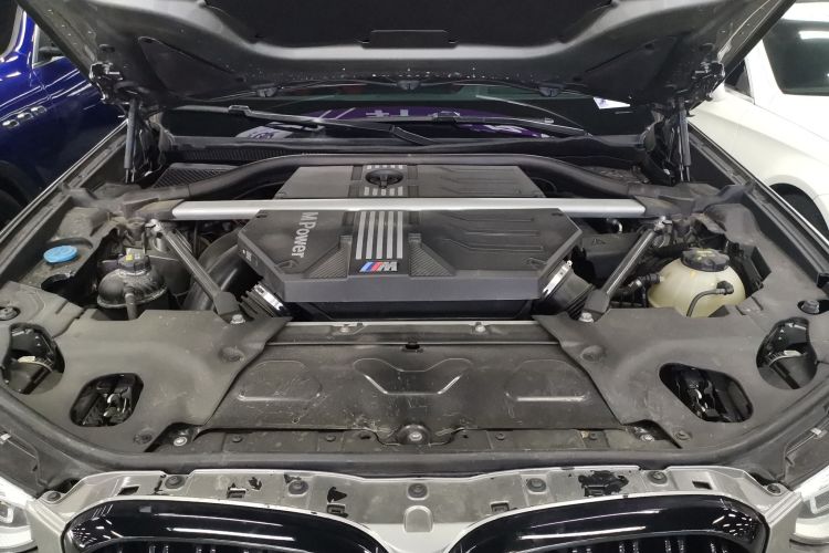 宝马X4 M 2019款 X4 M雷霆版局部细节24