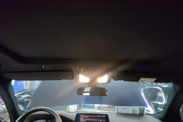 宝马5系 2020款 525Li M运动套装中控内饰22