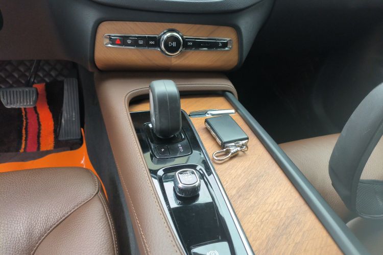 沃尔沃XC90 2022款 B5 智行豪华版 5座局部细节18