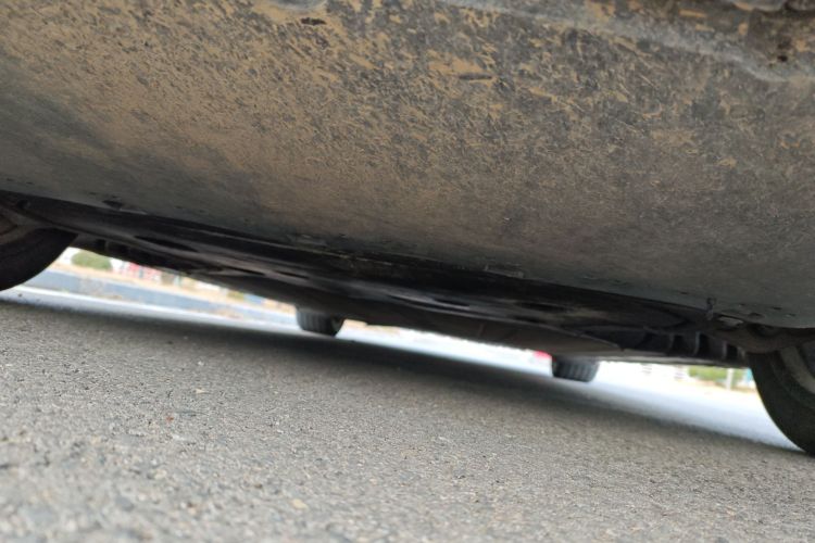 小米汽车 小米SU7 2024款 后驱标准创始版局部细节9008